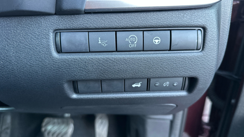 Nissan Qashqai 1.3 DiG-T MH 158 Tekna 5dr Xtronic Petrol Hatchback